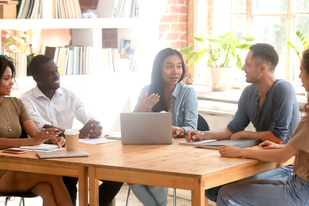 How to speak up in meetings with confidence